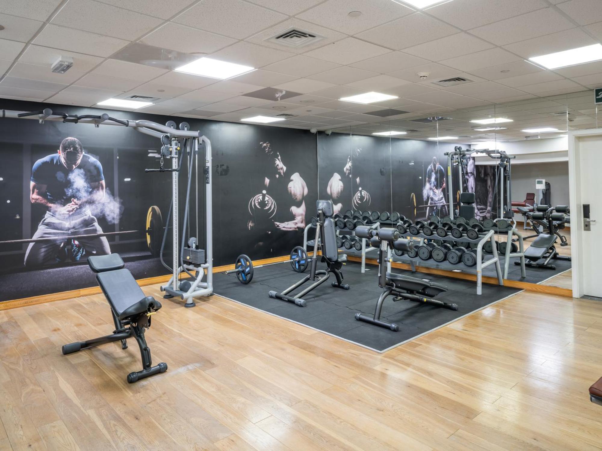 The Hotel Galleria Jeddah, Curio Collection By Hilton Bagian luar foto The gym at the National Football Centre